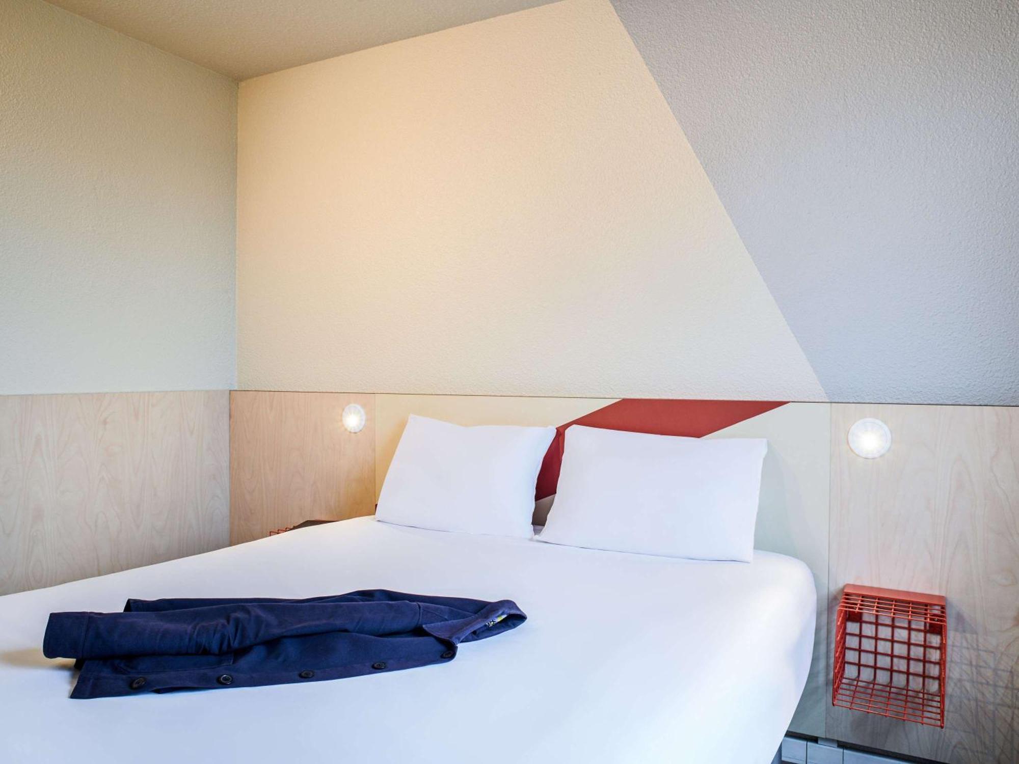 ibis budget Nantes Ouest Couëron Buitenkant foto