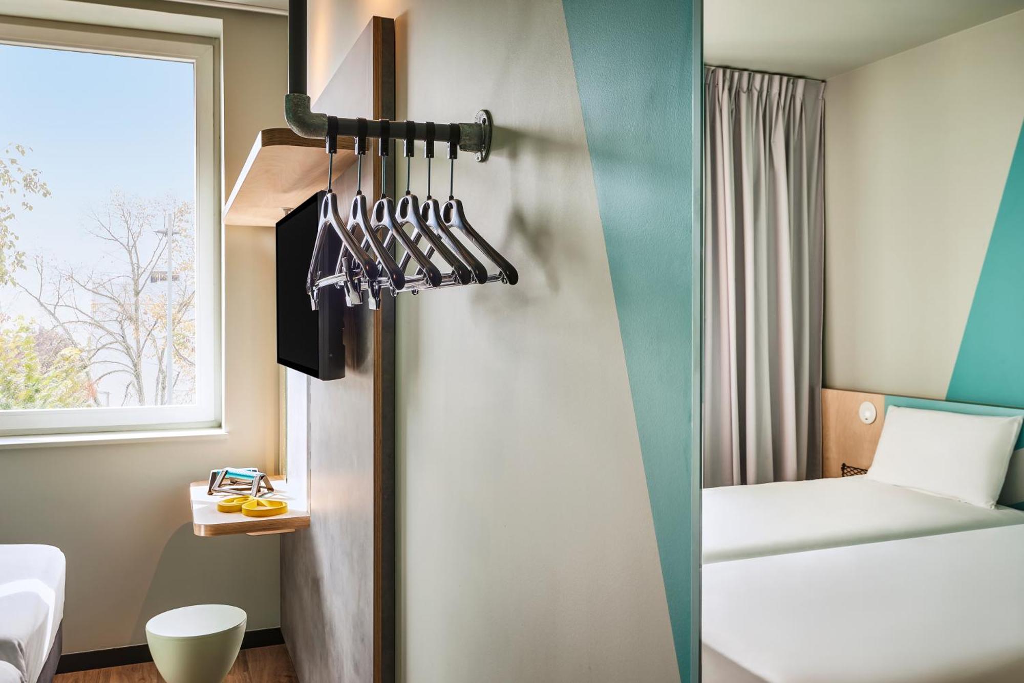 ibis budget Nantes Ouest Couëron Buitenkant foto