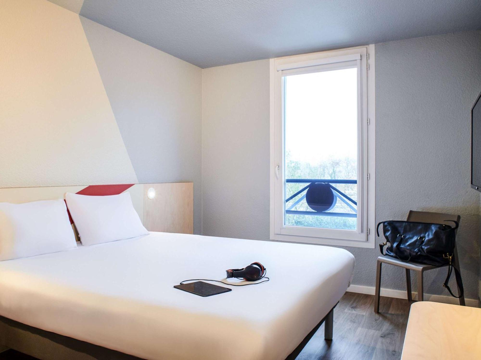 ibis budget Nantes Ouest Couëron Buitenkant foto