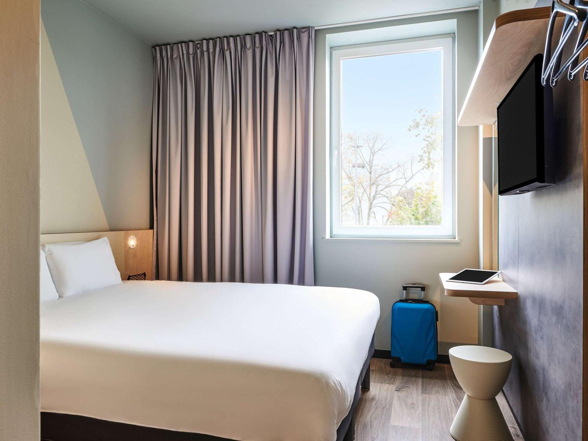 ibis budget Nantes Ouest Couëron Buitenkant foto